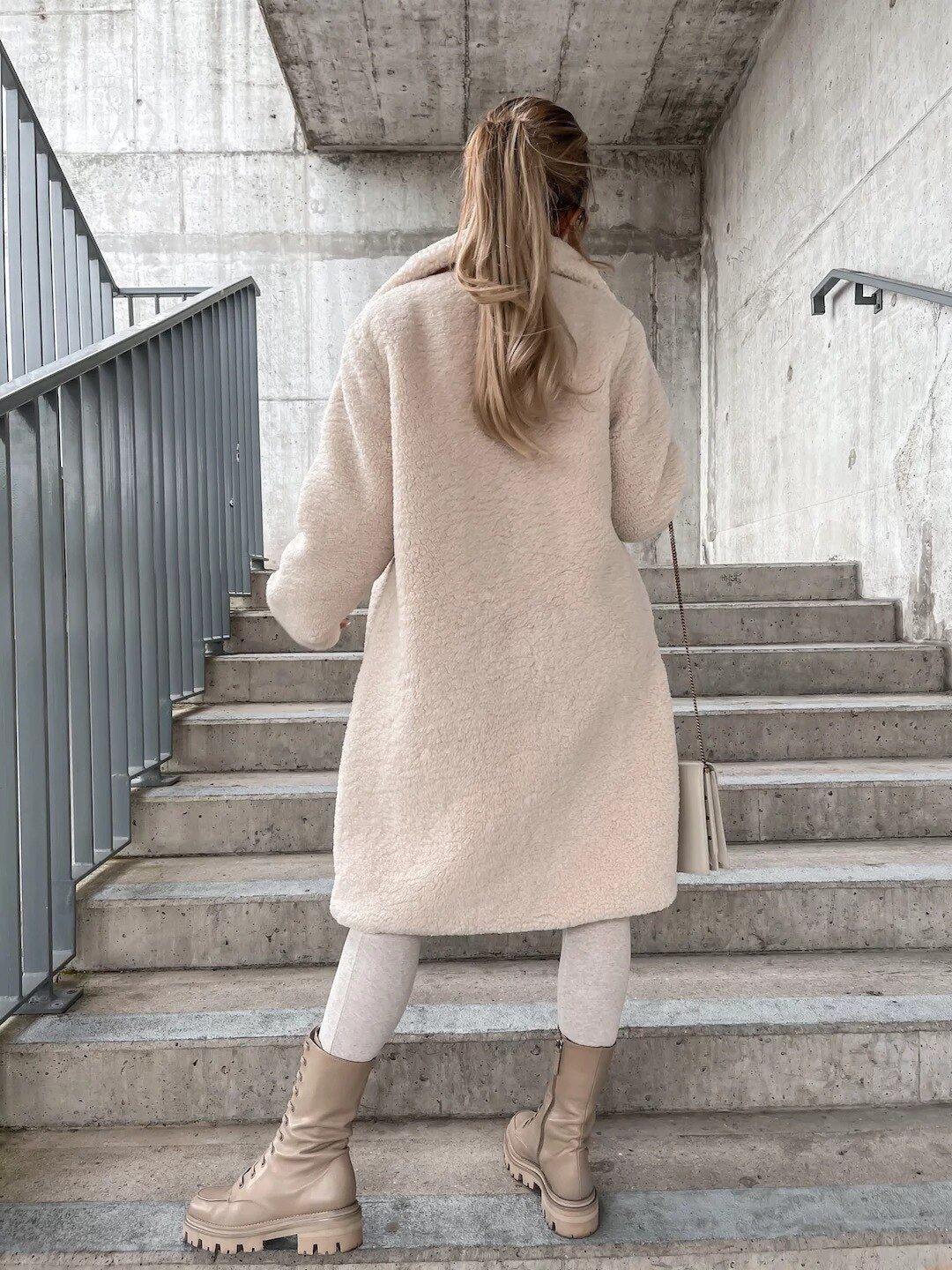 Warm Teddy women's coat (40% discount)