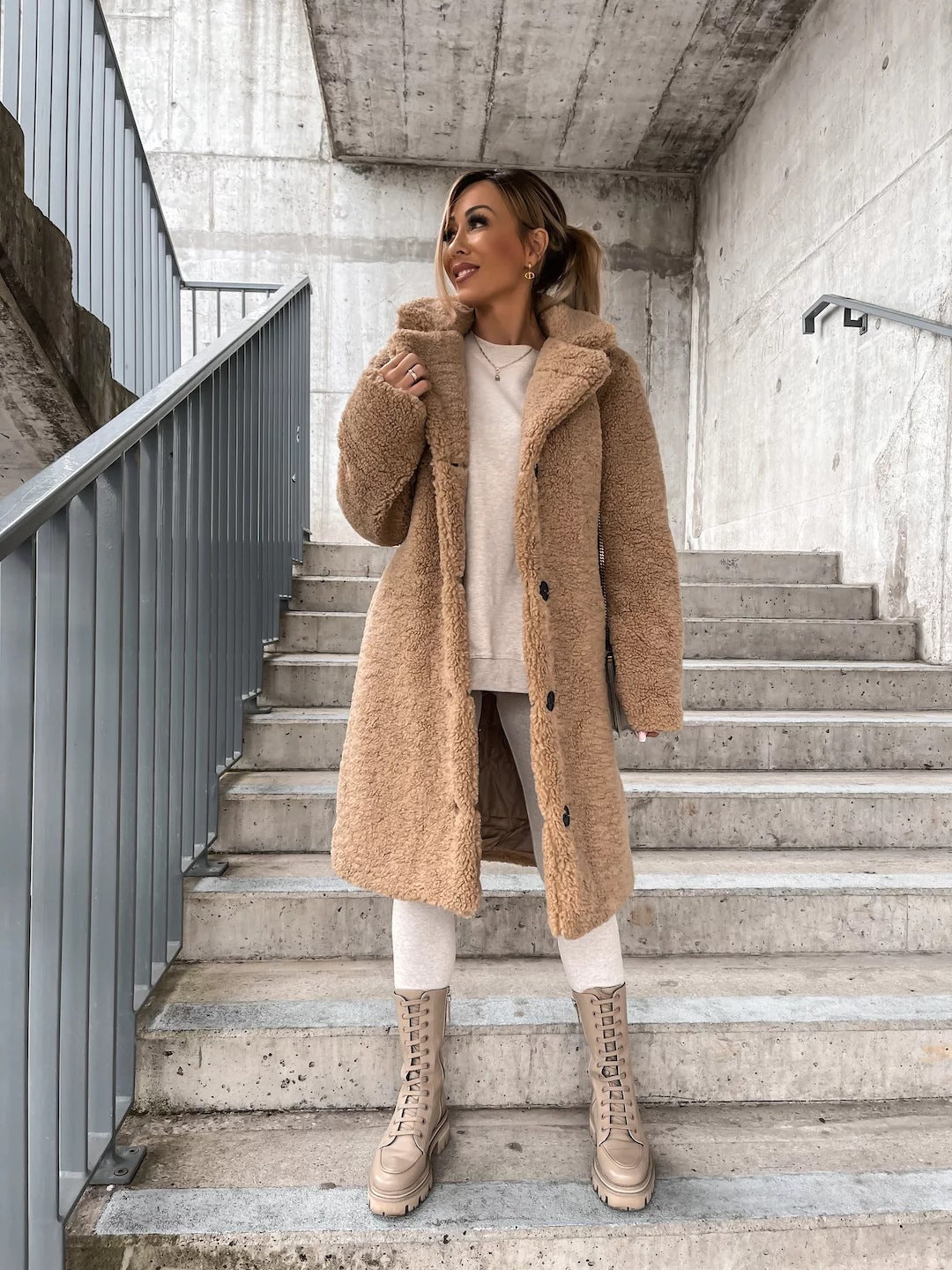 Warm Teddy women's coat (40% discount)